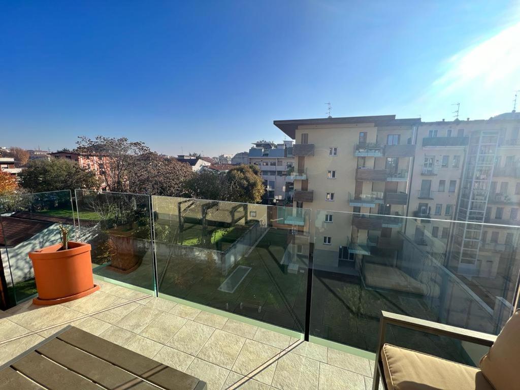 Apartamento Domusmi - Nuvolone-7 Milán Exterior foto